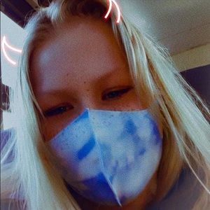 Meet your Posher, Leah